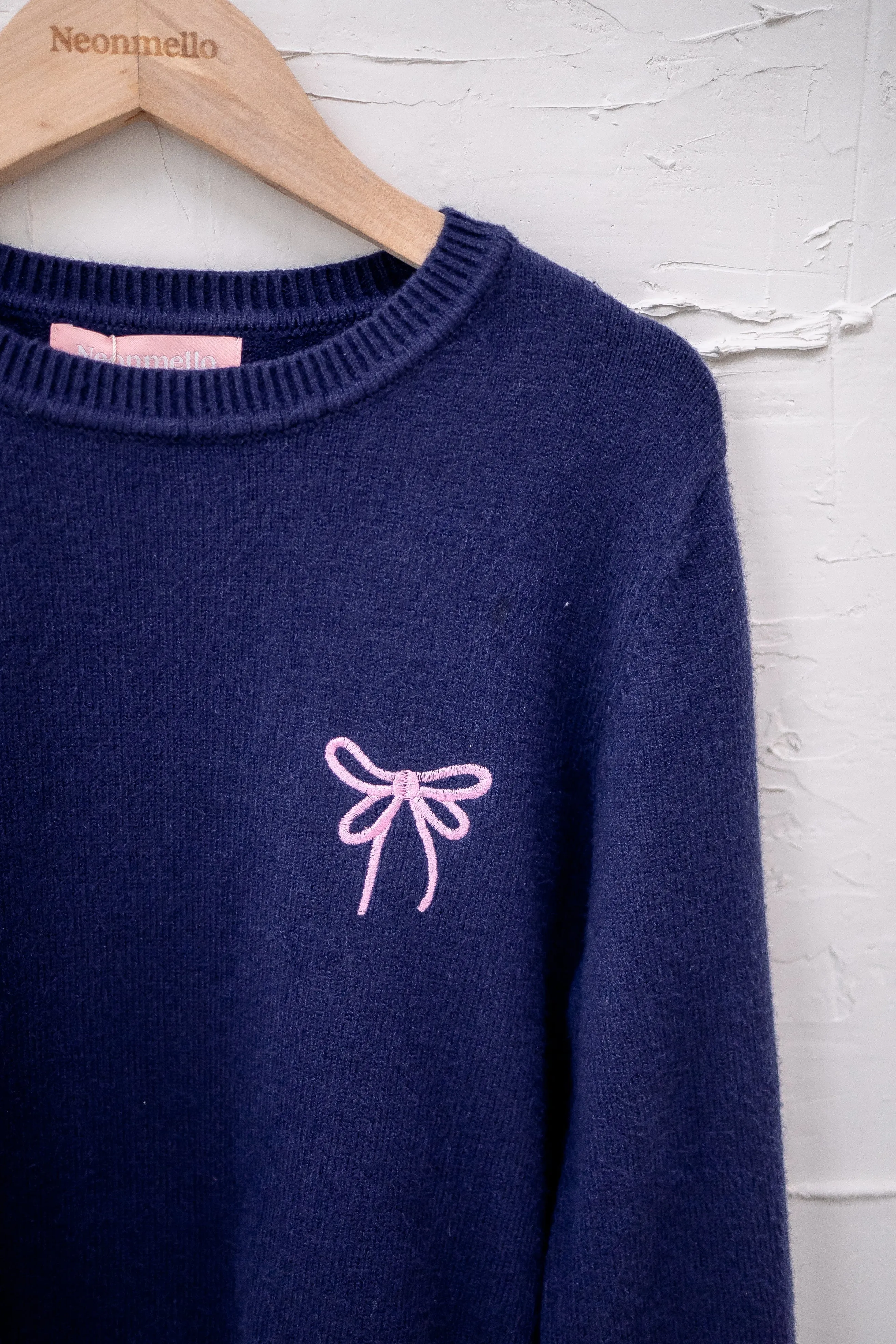ALLURE RIBBON SWEATER IN NAVY