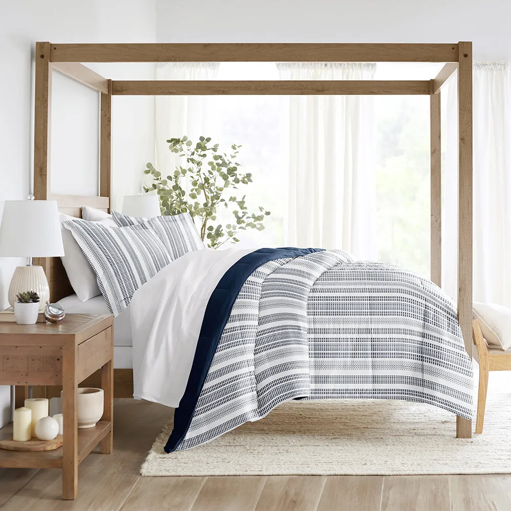 Farmhouse Dreams Reversible Down-Alternative Comforter Set