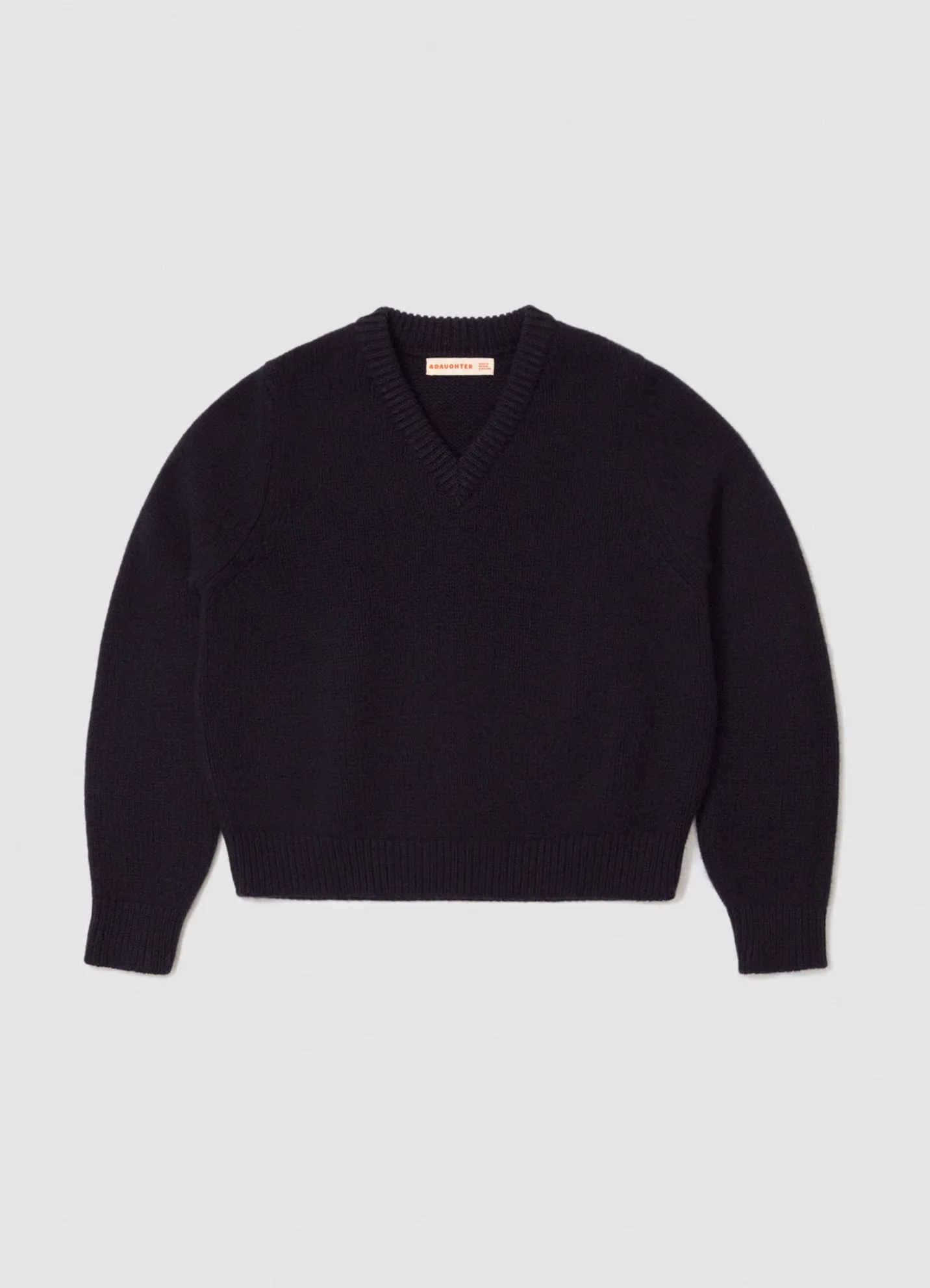 Glenn V-Neck in Dark Navy