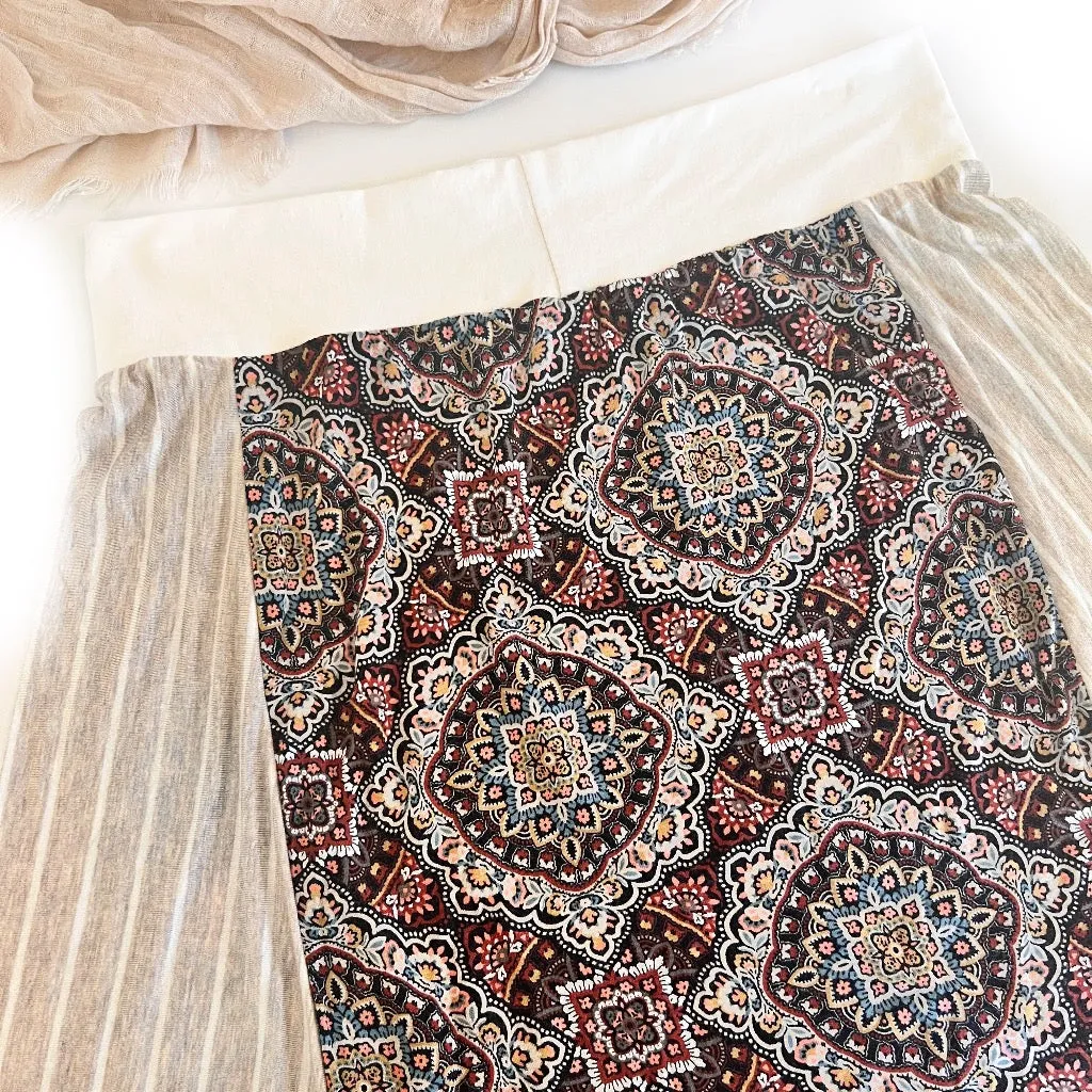 Merlot Paisley Abstract Funky Knit Skirt